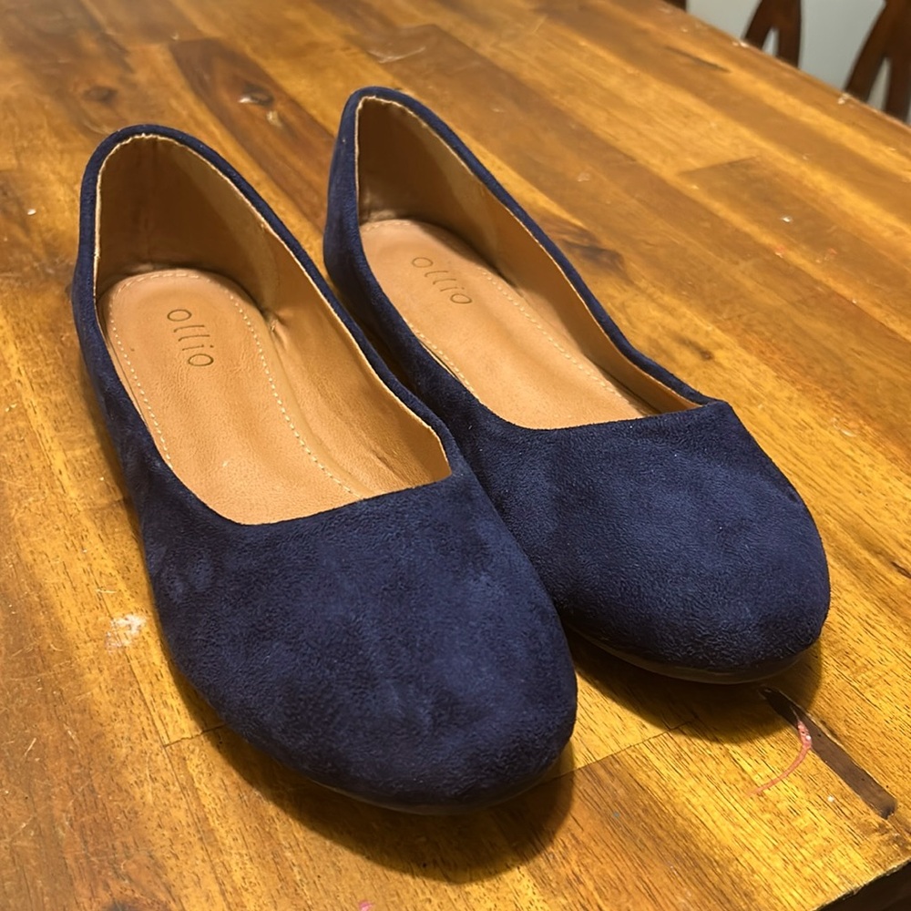 Ollio Blue Faux Suede Ballet Flats Cute Round Toe  Light Comfort Size:10